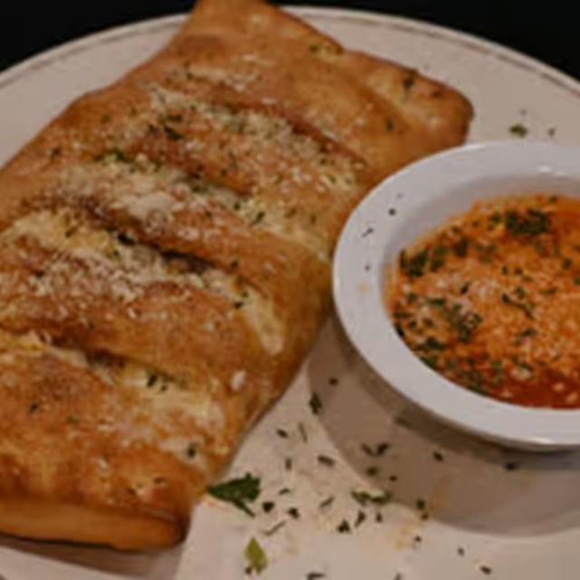 Strombolli Pizza Roll.